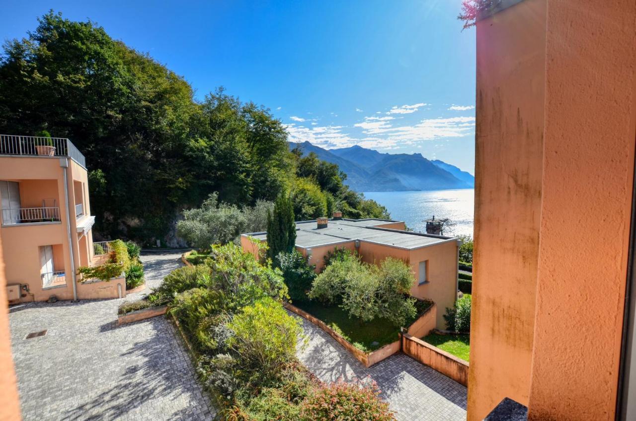 2-Bedroom Lakeview Apartment Bella Gaeta San Siro  Exterior photo